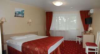Гостиница  АМАКС Турист Уфа Улучшенный двухместный номер с 1 кроватью или 2 отдельными кроватями-3