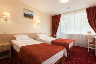 Гостиница  АМАКС Турист Уфа Улучшенный двухместный номер с 1 кроватью или 2 отдельными кроватями-1